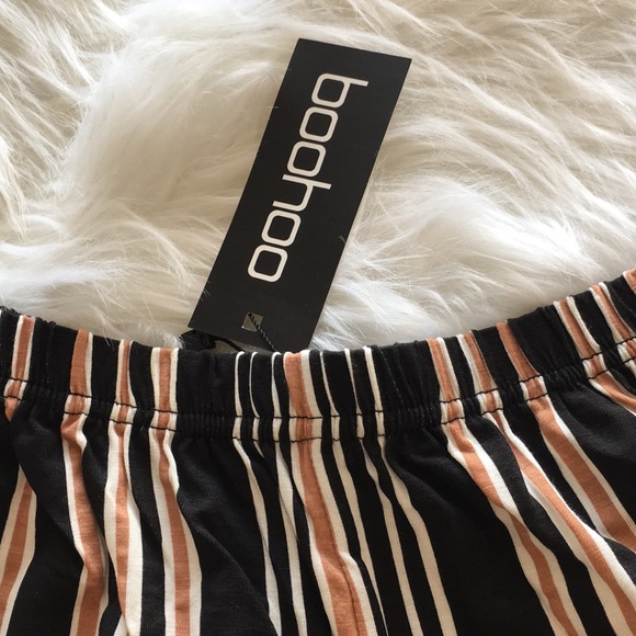 HIGH WAISTED STRIPED SHORTS - Picture 2 of 2